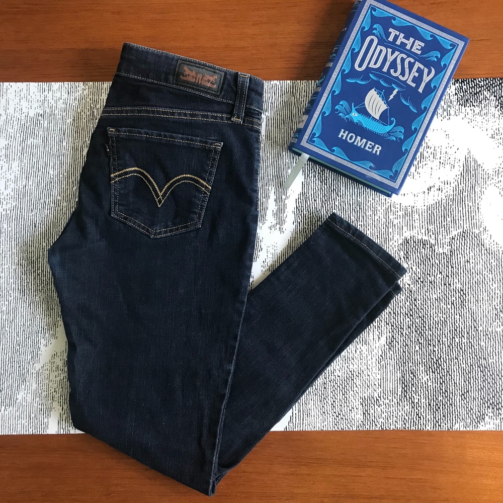 Levis' 535 Skinny Legging Jeans 7 Short - (02)